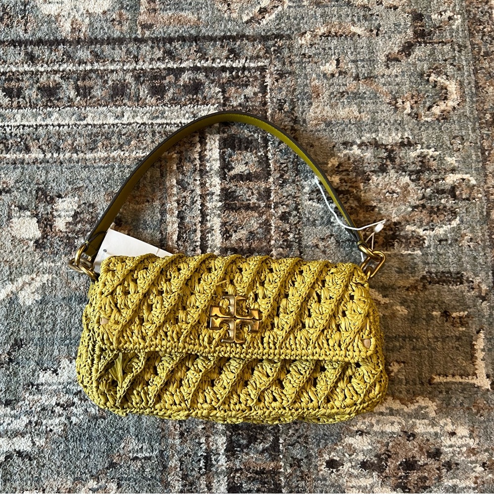 NWT**SOLD ON ANOTHER PLATFORM**